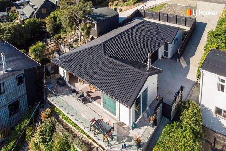 Photo of property in 35a Oxley Crescent, Broad Bay, Dunedin, 9014