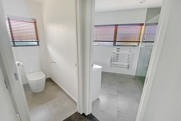 Photo of property in 71 Gills Road, Albany Heights, Auckland, 0632