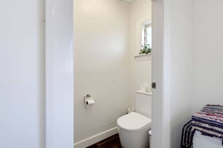 Photo of property in 70 Mcmurdo Street, Tinwald, Ashburton, 7700