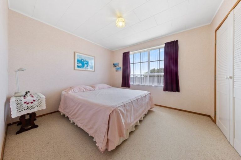 Photo of property in 40 Marendellas Drive, Bucklands Beach, Auckland, 2014