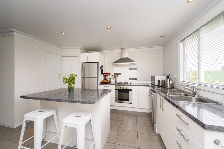 Photo of property in 126 Heretaunga Street, Palmerston North, 4414