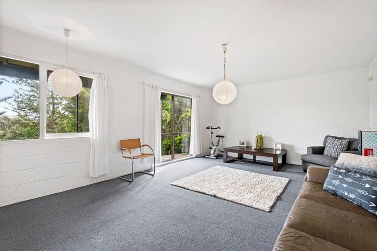 Photo of property in 137 Stredwick Drive, Torbay, Auckland, 0630