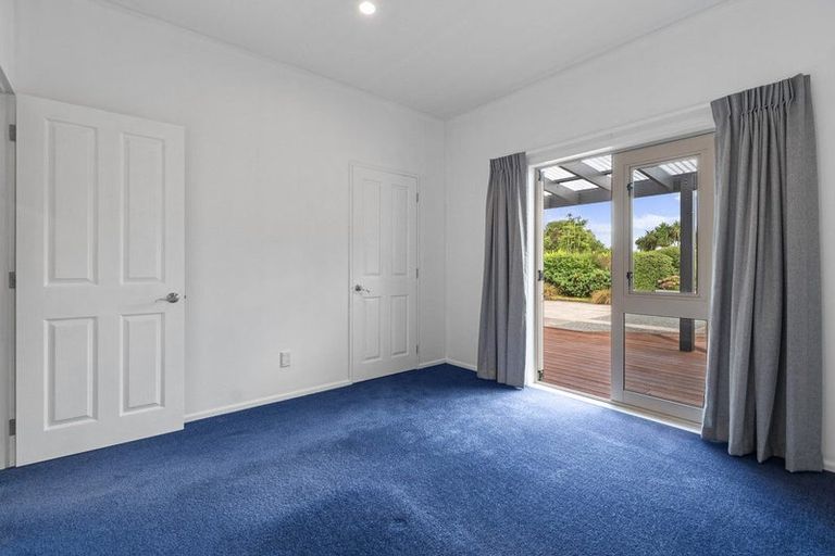 Photo of property in 110 Polson Hill Drive, Aokautere, Palmerston North, 4471