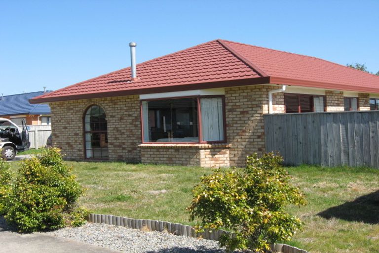 Photo of property in 49 College Drive, Paraparaumu, 5032