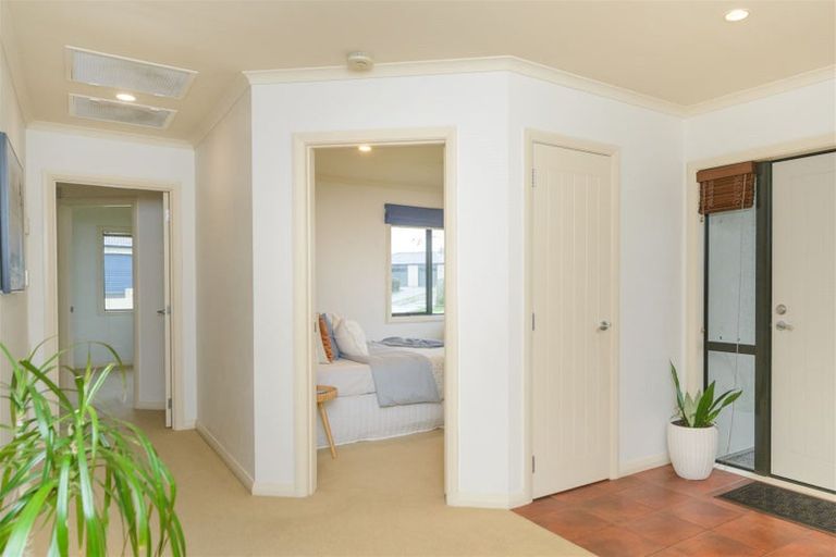 Photo of property in 3 Virginia Grove, Milson, Palmerston North, 4414