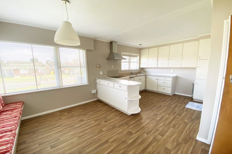 Photo of property in 61 Buick Crescent, Awapuni, Palmerston North, 4412