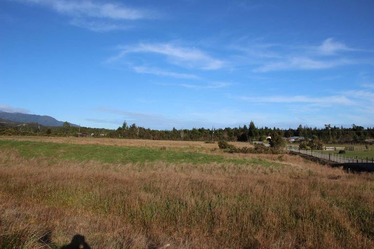 Photo of property in 2/99 Powerhouse Road, Fairdown, Westport, 7891