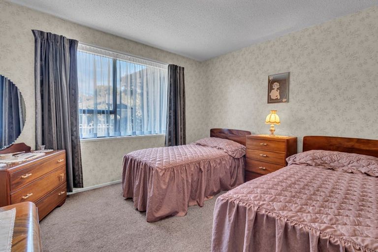 Photo of property in 2/21 Montclare Avenue, Ilam, Christchurch, 8041