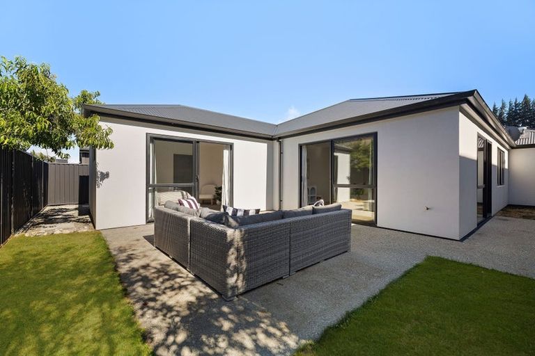 Photo of property in 51a-b Peterley Road, Lower Shotover, Queenstown, 9304