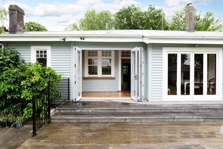 Photo of property in 6 Kitchener Street, Claudelands, Hamilton, 3214