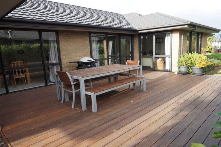 Photo of property in 6 Andesite Drive, Rolleston, 7614