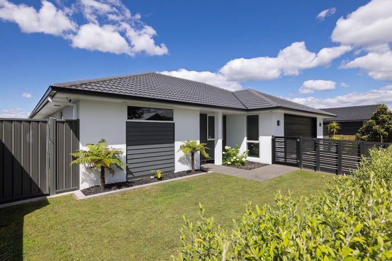 Photo of property in 43 Te Ranga Memorial Drive, Pyes Pa, Tauranga, 3112