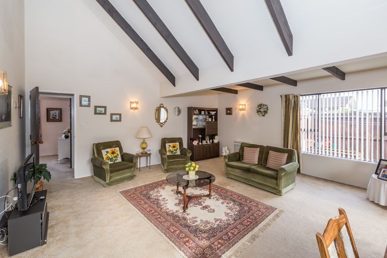 Photo of property in 2/81 Veitches Road, Casebrook, Christchurch, 8051