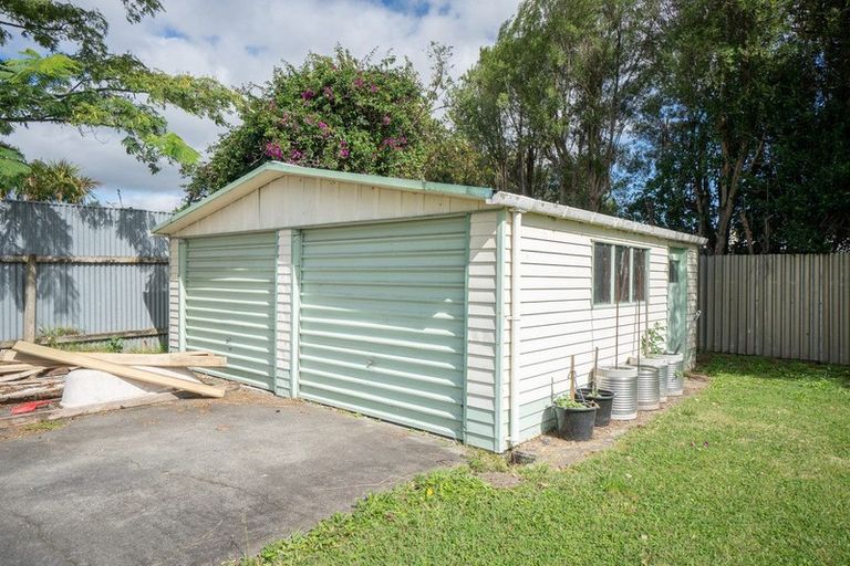 Photo of property in 6 Rochester Street, Awapuni, Palmerston North, 4412