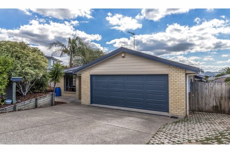 Photo of property in 98 Greenhithe Road, Greenhithe, Auckland, 0632