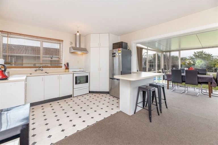 Photo of property in 22 Palmers Road, New Brighton, Christchurch, 8083
