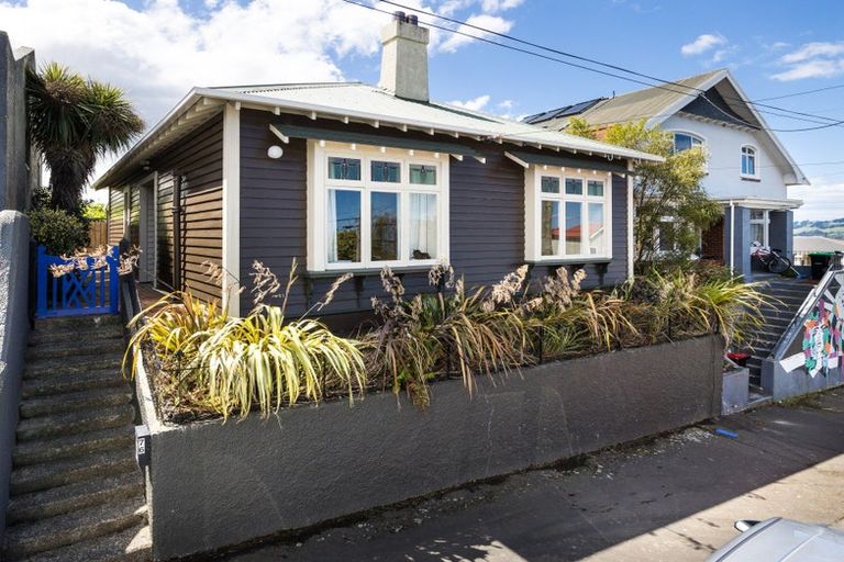 Photo of property in 76 Elm Row, Dunedin Central, Dunedin, 9016