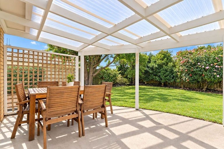 Photo of property in 8 Evergreen Glade, Papamoa Beach, Papamoa, 3118