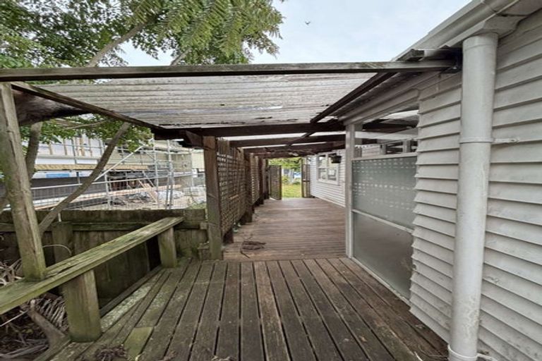 Photo of property in 54 Angelo Avenue, Howick, Auckland, 2014