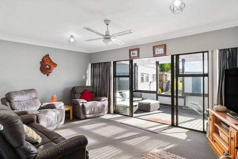 Photo of property in 391 Waiuku-otaua Road, Waiuku, 2682