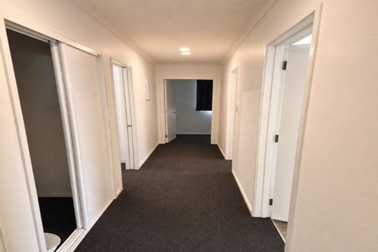 Photo of property in 187 Bowhill Road, New Brighton, Christchurch, 8083