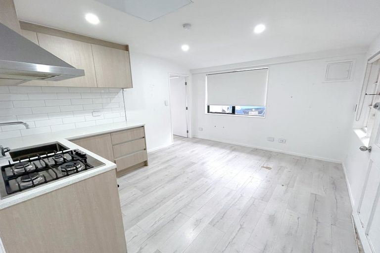 Photo of property in 22 Botany Road, Howick, Auckland, 2010