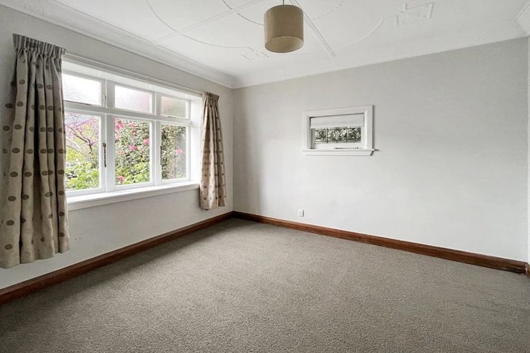 Photo of property in 38 Guy Avenue, Takaro, Palmerston North, 4410