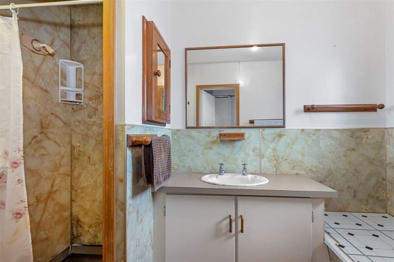 Photo of property in 16 Glencoe Street, Burnside, Christchurch, 8053