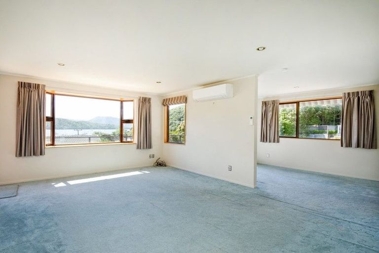 Photo of property in 14 Finlay Grove, Waikawa, Picton, 7220
