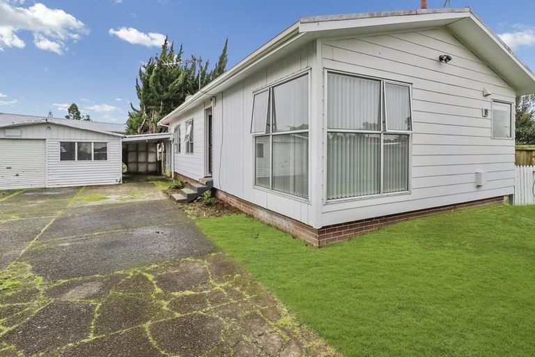 Photo of property in 36 Sunlands Drive, Manurewa, Auckland, 2102