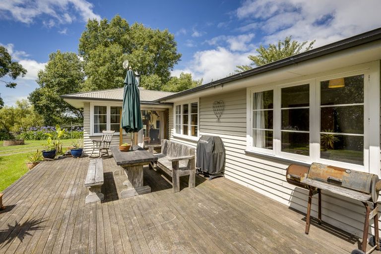 Photo of property in 1447 Ridgemount Road, Tutira, Napier, 4188