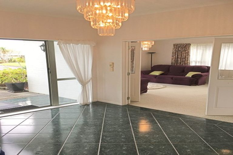 Photo of property in 7 Carniew Place, Dannemora, Auckland, 2016