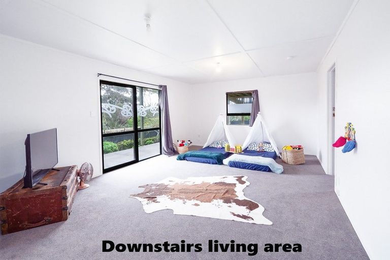 Photo of property in 75 Yorke Road, Haruru, 0204