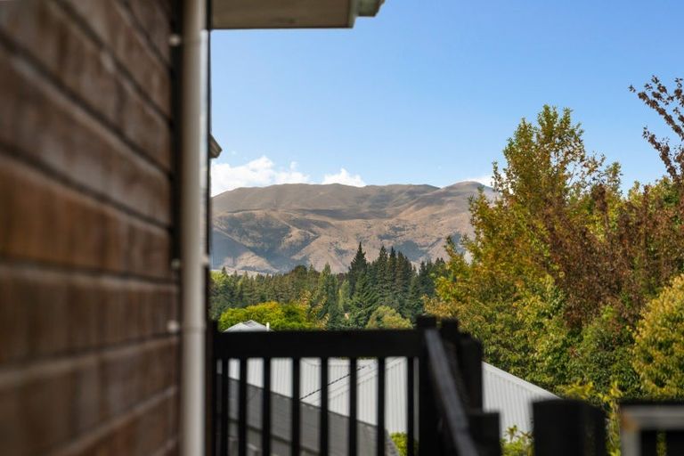 Photo of property in 4 Hillview Place, Wanaka, 9305