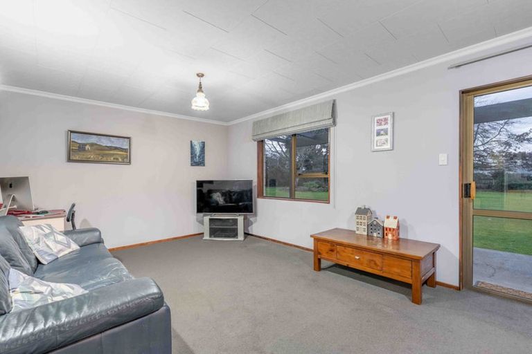 Photo of property in 11 Devon Street, Riversdale, 9776