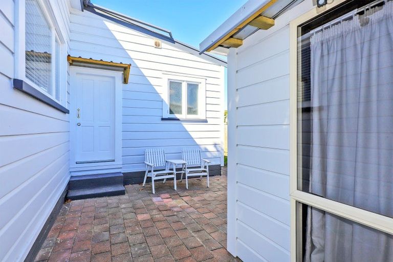 Photo of property in 125 Riverbend Road, Onekawa, Napier, 4110