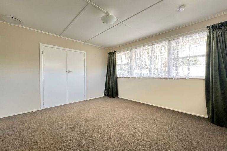 Photo of property in 20 Mark Avenue, Paparangi, Wellington, 6037