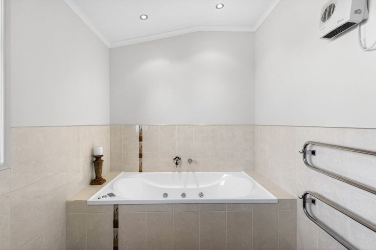 Photo of property in 22a White Street, Taradale, Napier, 4112