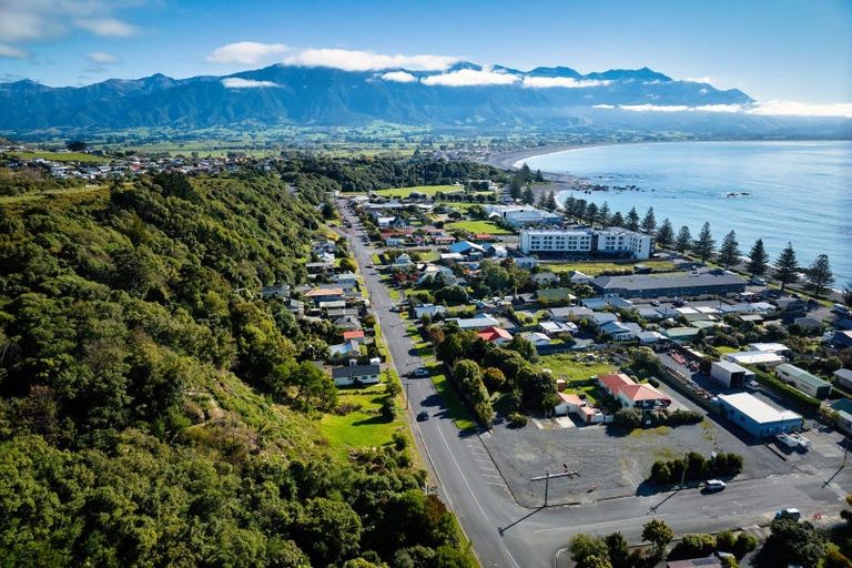 Photo of property in 74 Torquay Street, Kaikoura, 7300
