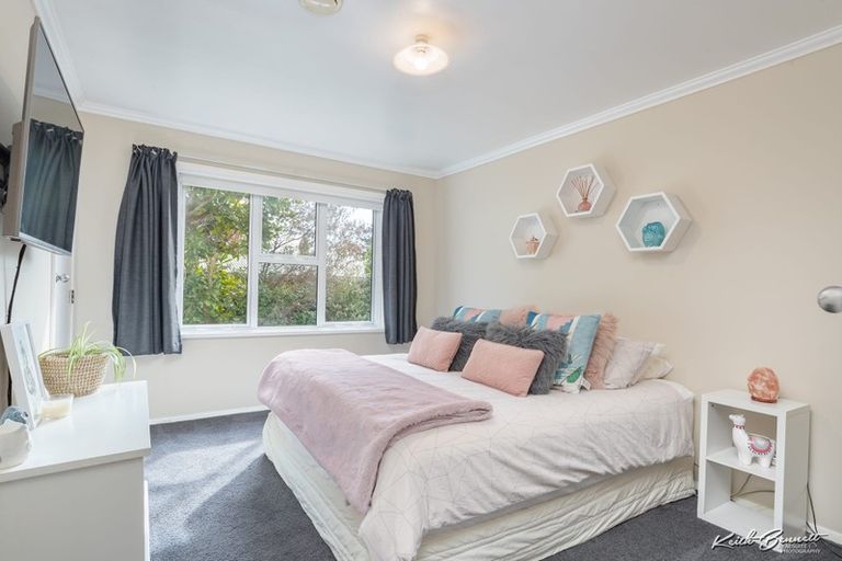 Photo of property in 29 Jocelyn Crescent, Pinehaven, Upper Hutt, 5019