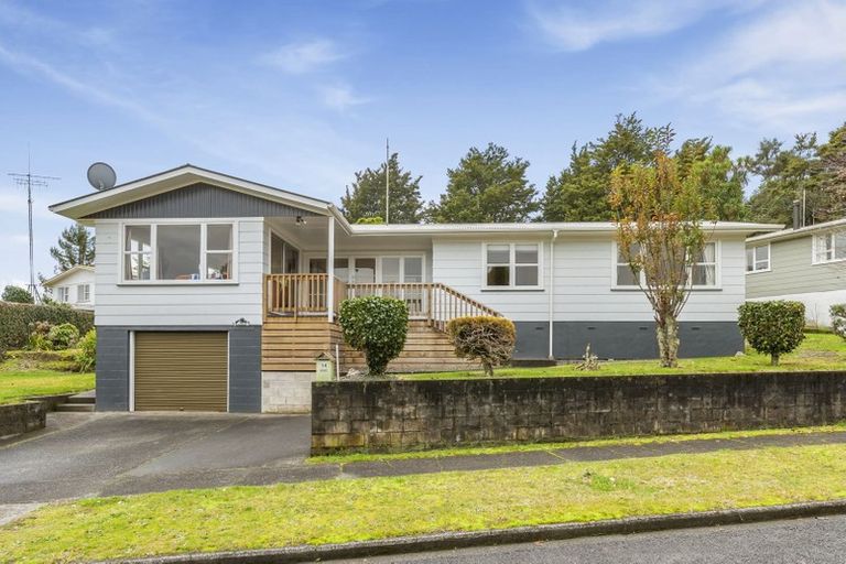 Photo of property in 14 Puketapu Crescent, Taumarunui, 3920