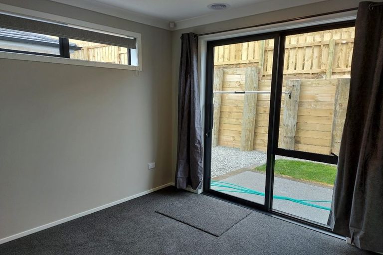 Photo of property in 14 Hattersley Grove, Churton Park, Wellington, 6037