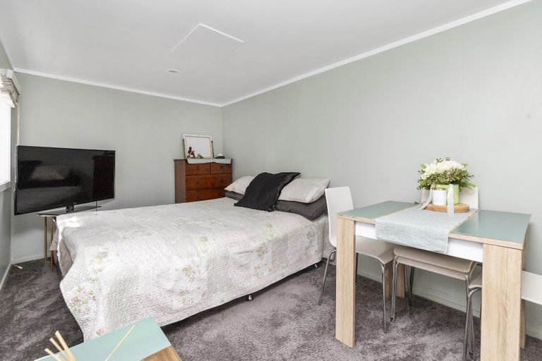 Photo of property in 128 Gray Avenue, Papatoetoe, Auckland, 2024