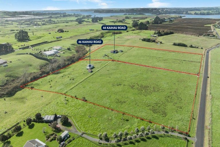 Photo of property in 46 Kaihau Road, Karioitahi, Waiuku, 2683