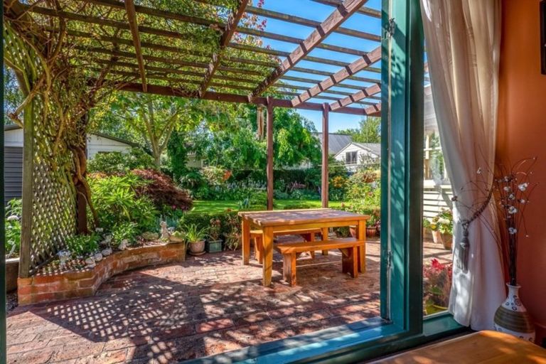 Photo of property in 95 Fisher Avenue, Beckenham, Christchurch, 8023