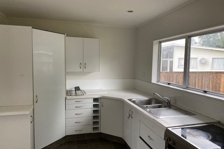 Photo of property in 1 Triangle Road, Massey, Auckland, 0614