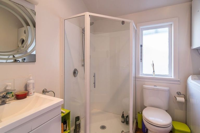 Photo of property in 127 Grant Road, Thorndon, Wellington, 6011