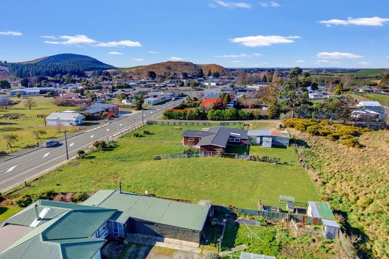 Photo of property in 27 Gorge Road, Clinton, 9534