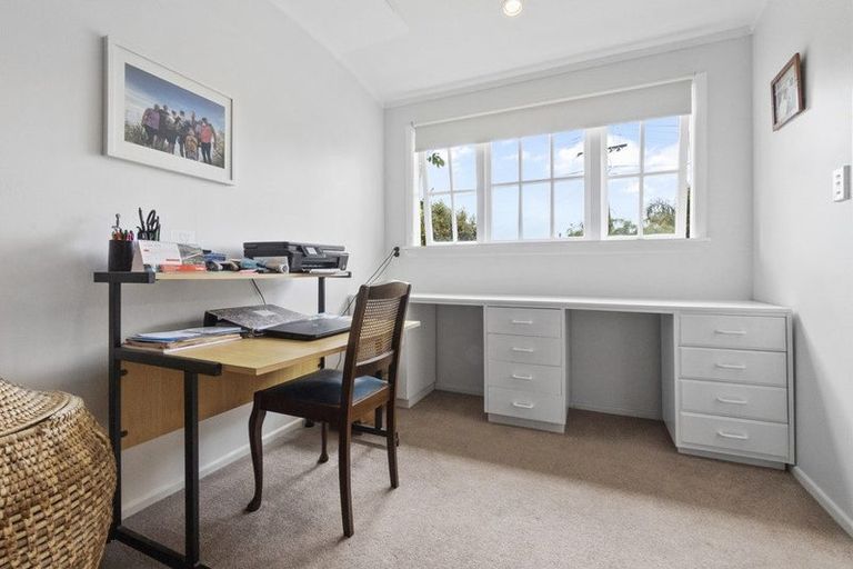 Photo of property in 3 Saint Olpherts Avenue, Hamilton East, Hamilton, 3216