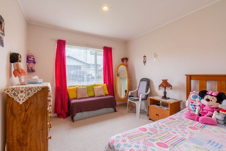 Photo of property in 5 Camberley Court, Manurewa East, Auckland, 2102